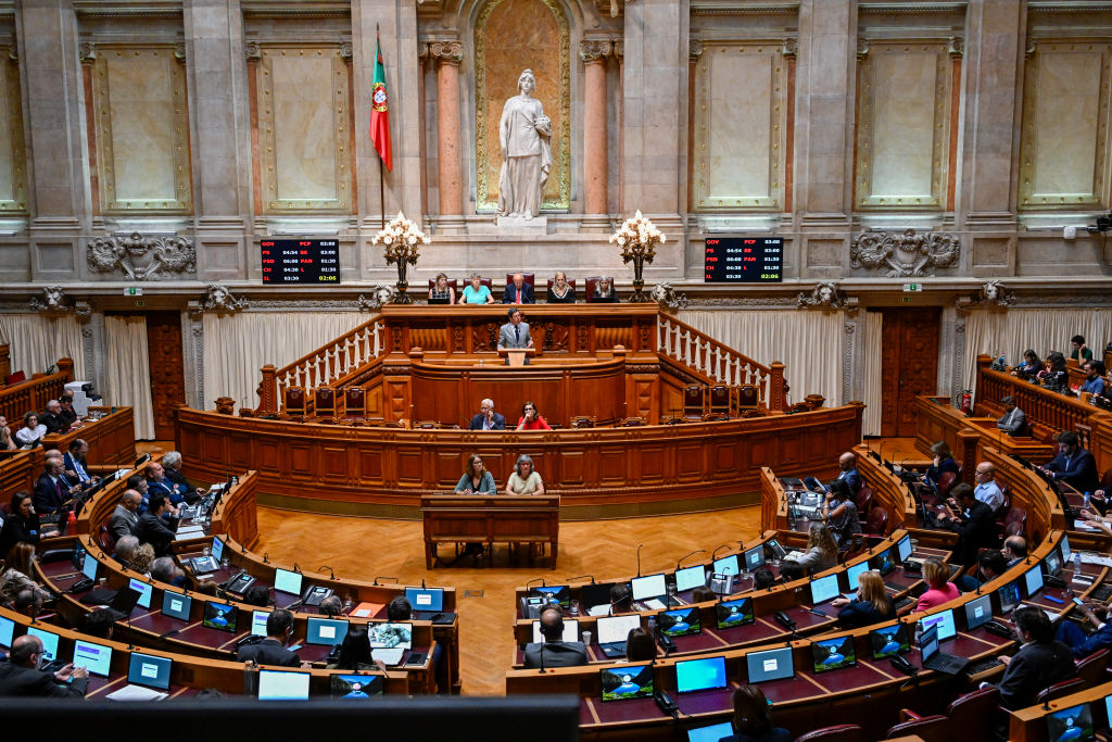 【葡萄牙】购房移民终结，如何再申请葡萄牙黄金居留？